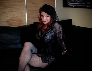 LadyFyreConfrontingStepmom