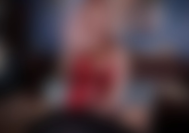 LadyFyreSatinTherapyHandjob