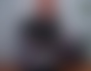 LadyFyreStepmomRelievesBlue