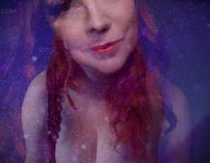 LadyFyreSuccubusExtractsSemen
